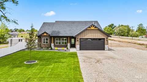 329 W Blvd, New Plymouth, ID 83655