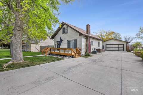 803 Yakima Ave, Filer, ID 83328