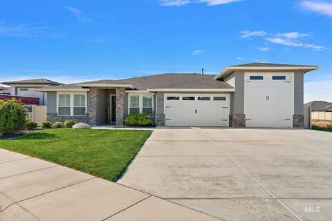 983 W Bird Wing Dr, Meridian, ID 83646