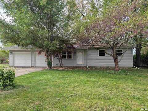 205 JAMES Parkway, Washington, IL 61571