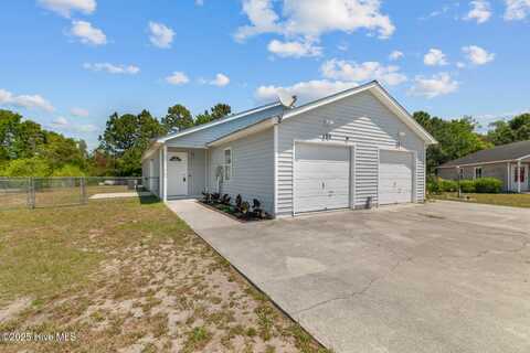 139 Charlton Road, Hubert, NC 28539