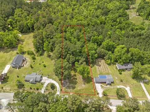 165 Cow Horn Road, Richlands, NC 28574
