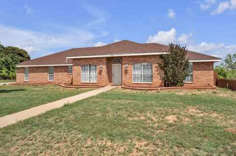 105 Maple Ave, Coahoma, TX 79720