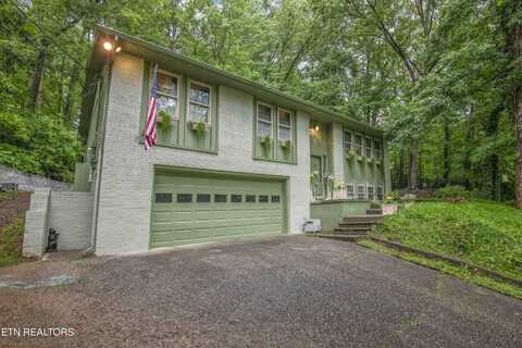 2703 Wildwood Road, Maryville, TN 37804