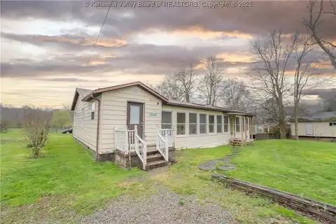 28 Tracy Lane, Summersville, WV 26651