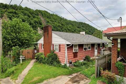 610 Ferry Street, Montgomery, WV 25136