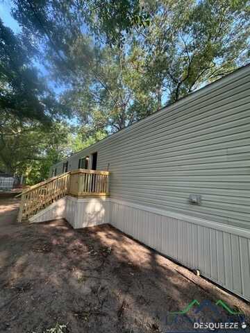 6071 Broussard Cir, Orange, TX 77632