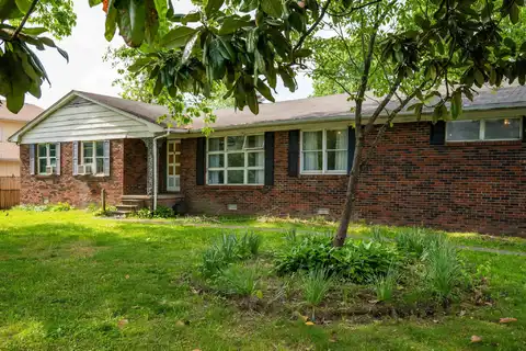 3202 West Cumberland Avenue, Middlesboro, KY 40965