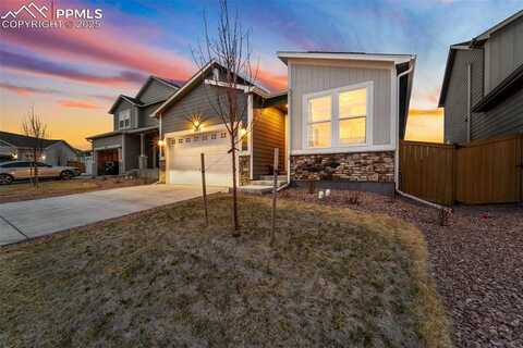 8093 Yellowleaf Place, Colorado Springs, CO 80908