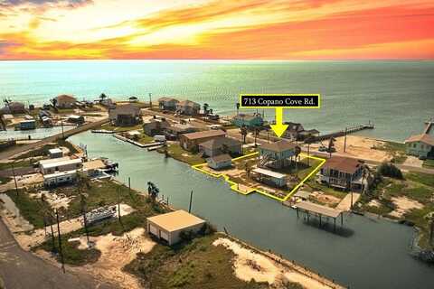 713 Copano Cove, ROCKPORT, TX 78382