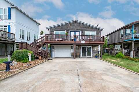 205 S Second, ROCKPORT, TX 78382