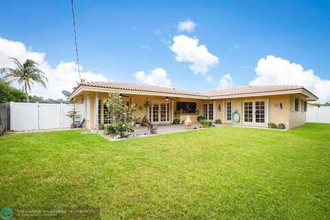 3031 NE 45th St, Lighthouse Point, FL 33064