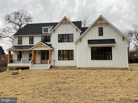 9 DUBLIN RD, PERKASIE, PA 18944