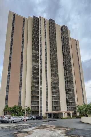 20301 W Country Club Dr, Aventura, FL 33180