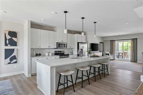 8001 Lake Laurel Ln Unit#B, Glen Allen, VA 23059