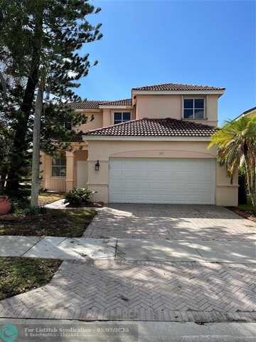 671 Vista Meadows Dr, Weston, FL 33327