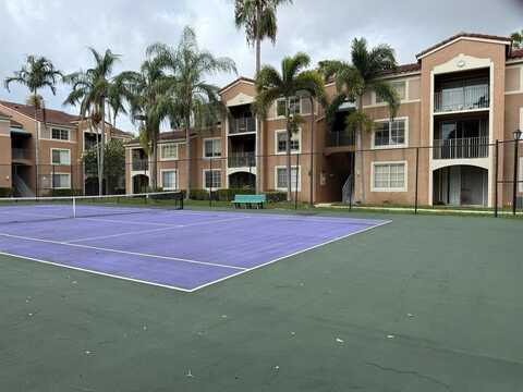 4808 N State Road 7, Pompano Beach, FL 33073