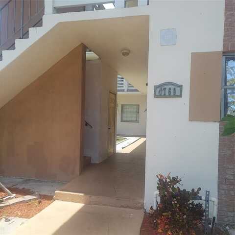 4760 NW 10th Ct, Plantation, FL 33313
