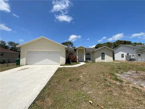 419 SW Meadow Terrace, Port Saint Lucie, FL 34984