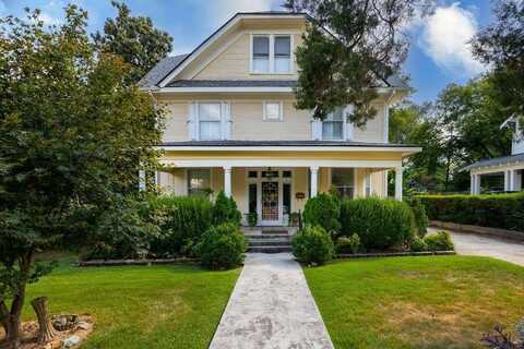 2025 CENTRAL, Memphis, TN 38104