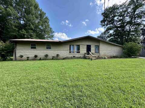 204 LANKFORD, Bruceton, TN 38317
