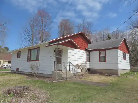 402 N MILL Street, SURING, WI 54174
