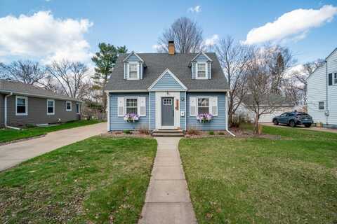 1622 Fairway Street, Eau Claire, WI 54701