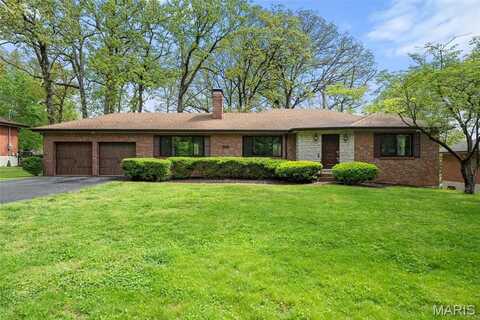 7353 Whitehaven Drive, Saint Louis, MO 63123