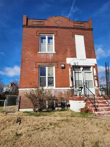 1441 Temple Place, Saint Louis, MO 63112