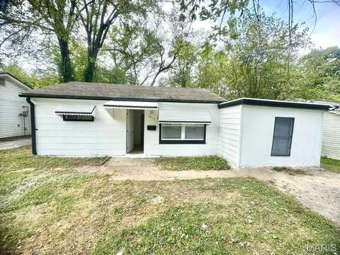 10117 Duke Drive, Saint Louis, MO 63136