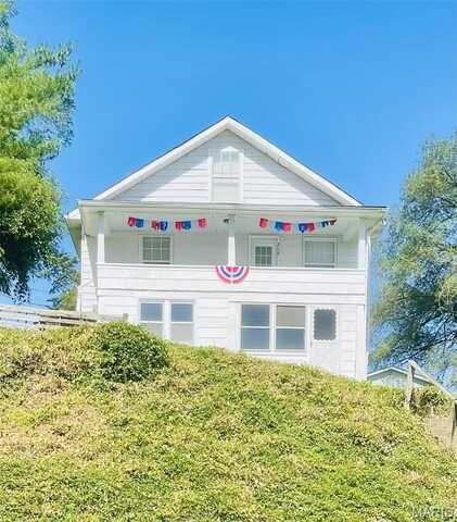 219 2nd Street, Winfield, MO 63389