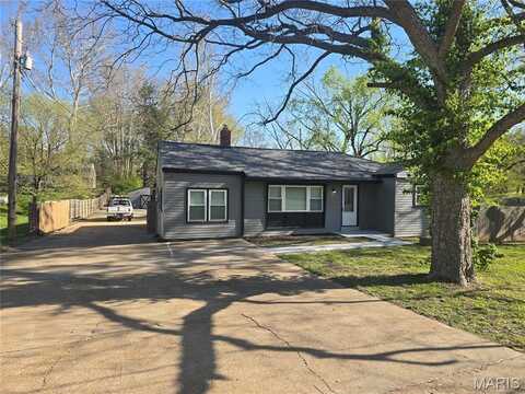 1707 Parker Road, Saint Louis, MO 63138