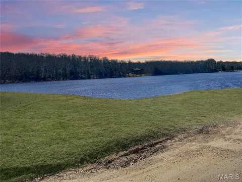 401 Saturn Lane, Lonedell, MO 63060