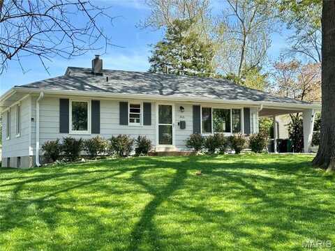 886 Dewberry Court, Saint Louis, MO 63122