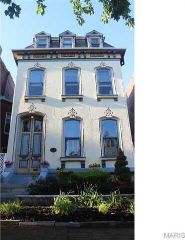 1815 Lafayette Avenue, Saint Louis, MO 63104