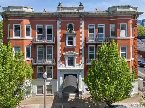 14 S Taylor Avenue, Saint Louis, MO 63108
