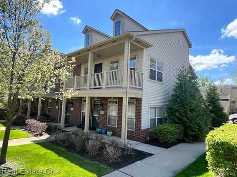 531 RED OAK Court, Walled Lake, MI 48390