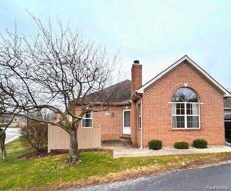 618 PERRY CREEK Drive, Grand Blanc, MI 48439