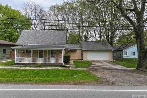 3883 N Mill Road, Dryden, MI 48428