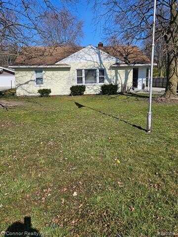 2066 GRATIOT Boulevard, Marysville, MI 48040