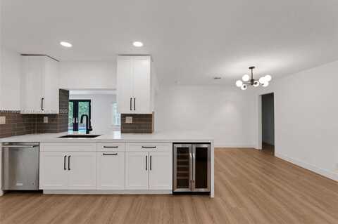 6341 NE 22nd Ave, Fort Lauderdale, FL 33308