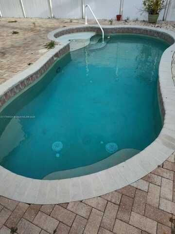 6014 108TH AVENUE N, Clearwater, FL 33782
