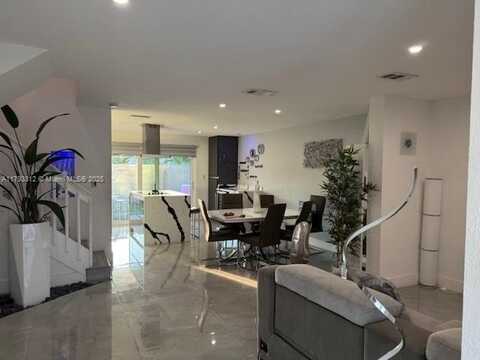 18888 NW 52nd pl, Miami Gardens, FL 33055