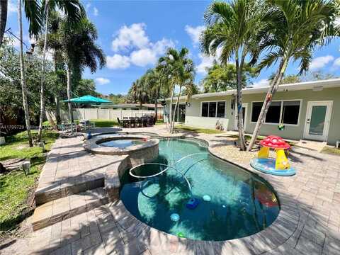 101 SW 58th Ave, Plantation, FL 33317