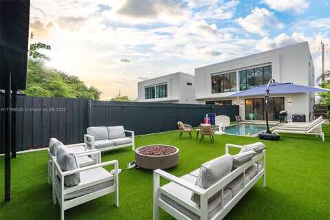 408 NW 52nd St, Miami, FL 33127