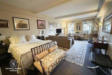 353 West 56th Street, New York, NY 10019