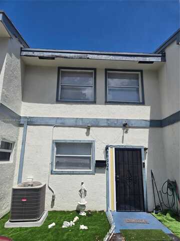 7904 SW 8th St, North Lauderdale, FL 33068