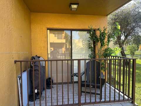 570 NW 114th Ave, Sweetwater, FL 33172