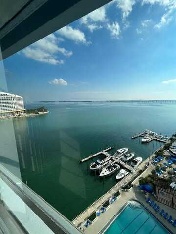 801 Brickell Bay Dr, Miami, FL 33131