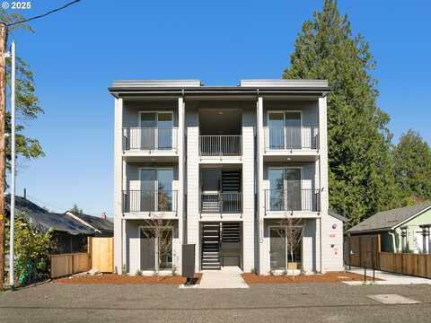 6115 NE Multnomah ST, Portland, OR 97213